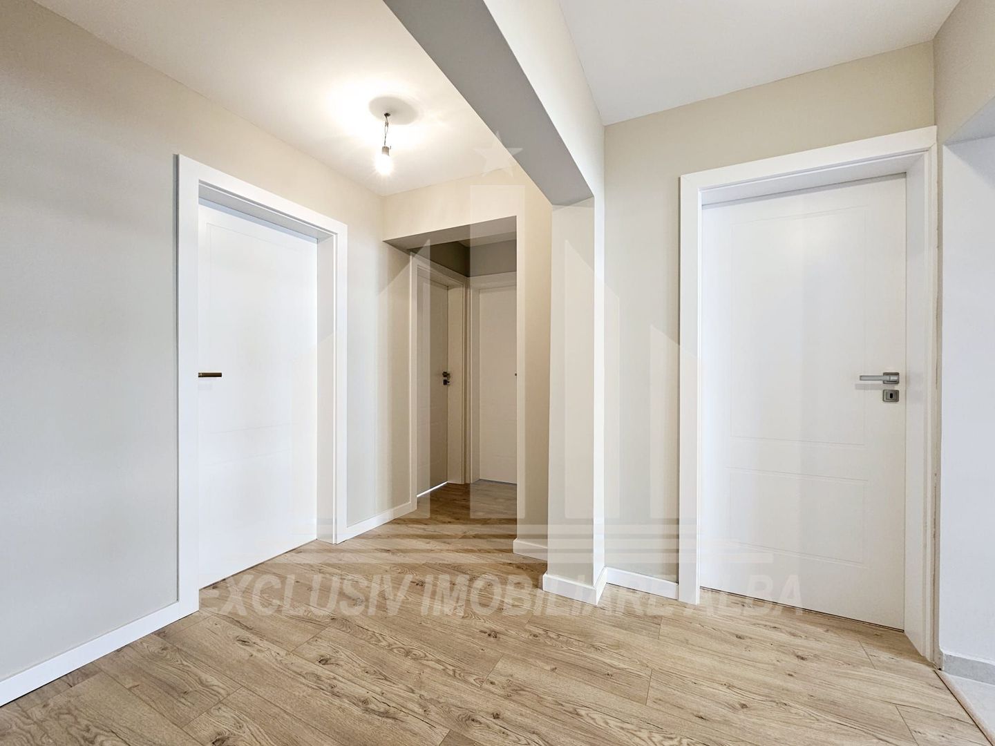 Apartament 4 camere decomandate | 85 mp | Etaj 1 | Cetate - Poză 7