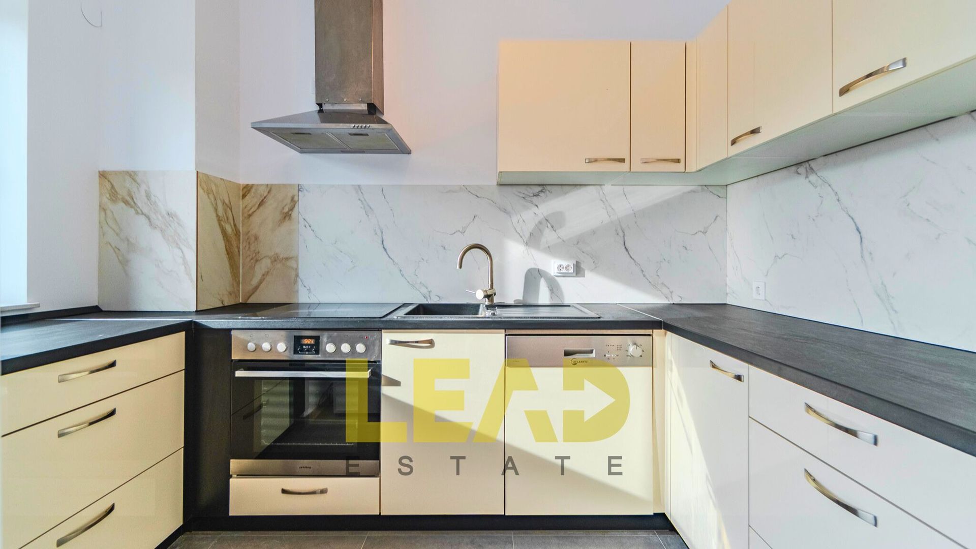 De Vânzare Apartament modern nou, 47 mp utili, Comision o% - Poză 5