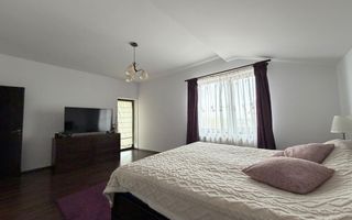 Vila spatioasa cu vedere spre lac Corbeanca - Poză 52