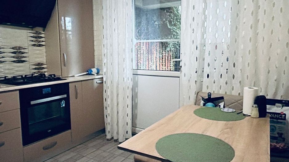 vila insir4cam,3bai,30mpcurte,2locuri parc./Popesti Leordeni - Poză 1