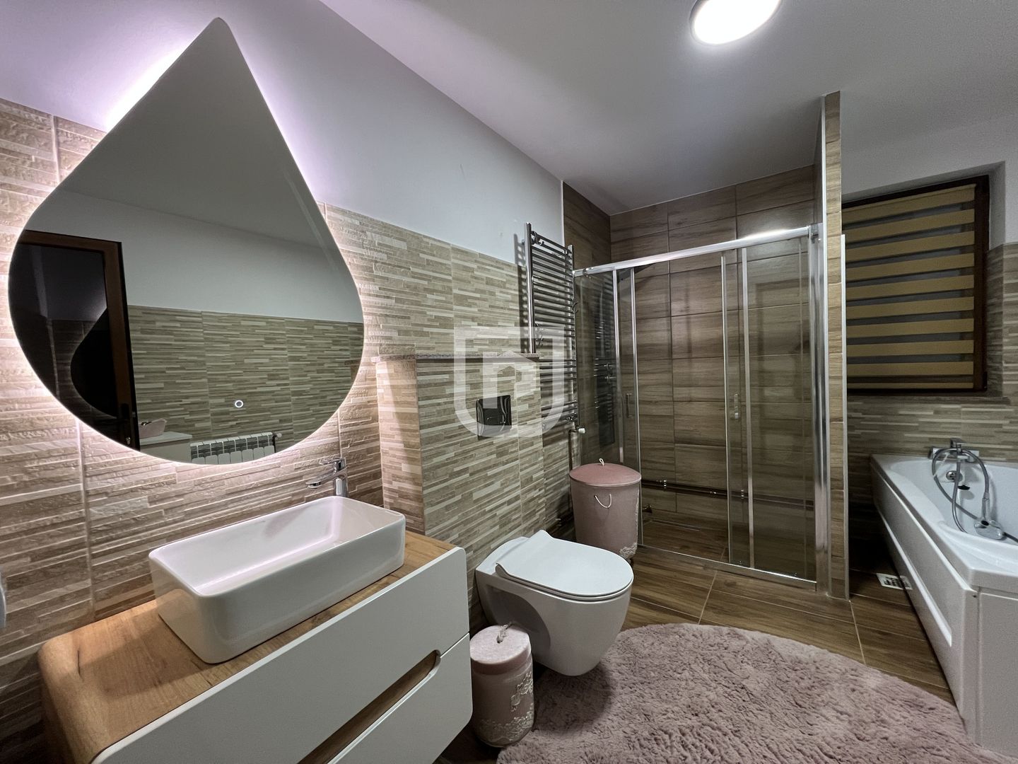 Casa lux de vanzare in Bucsoaia | Gura Humorului - Poză 3