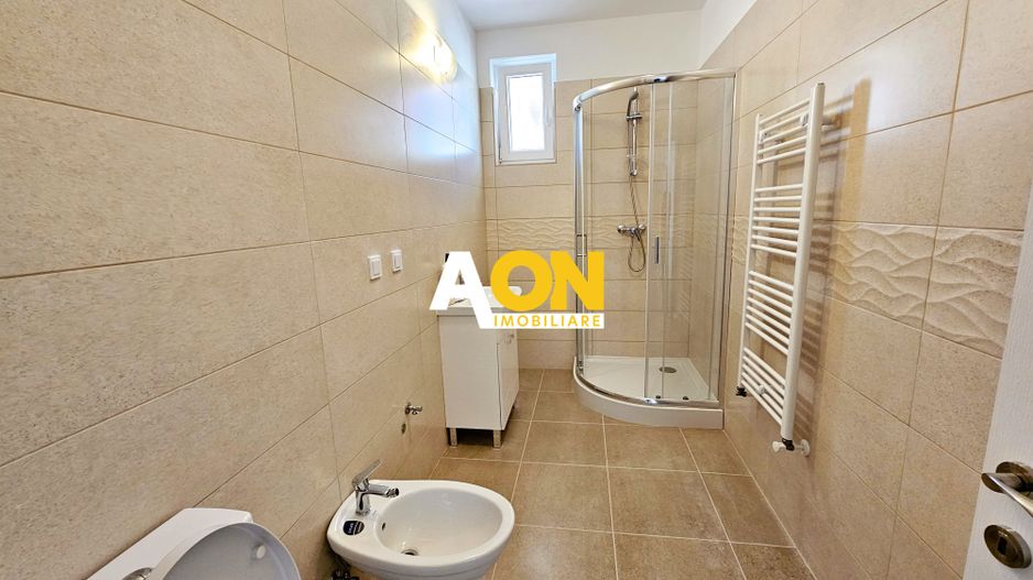 Apartament 3 camere, etaj 1, cu boxa, zona Centru-Alba Iulia - Poză 6