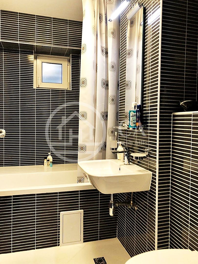 Apartament de inchiriat cu 3 camere Ultracentral, Oradea - Poză 12