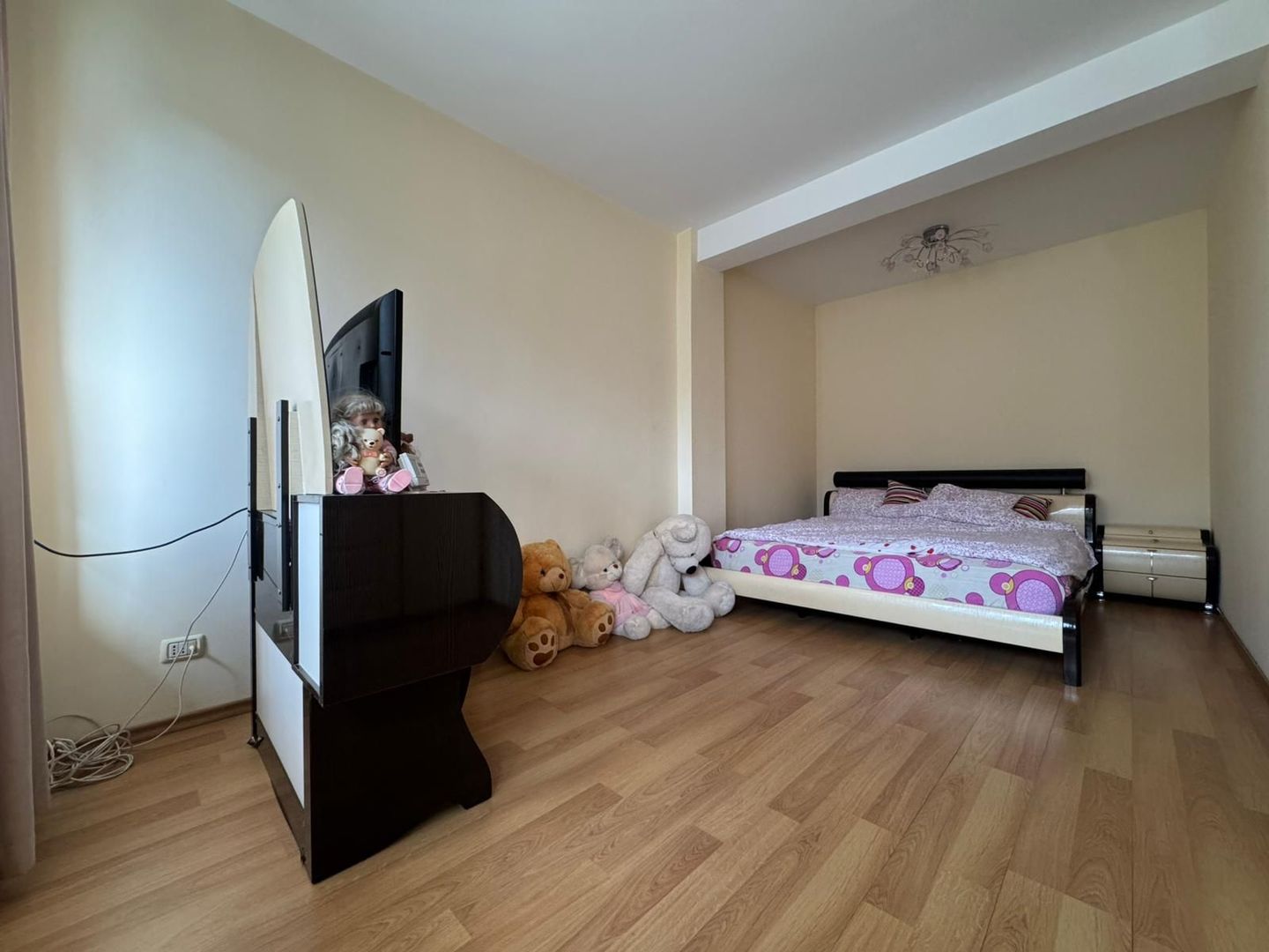 3 camere  || Voluntari || IDEAL PENTRU LOCUINTA SAU SPATIU COMERCIAL - Poză 11