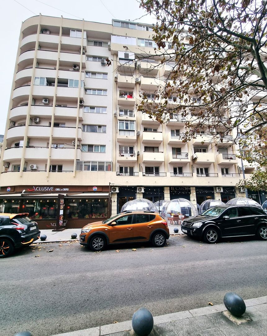 Oportunitate! Apartament 4 Camere 1 Minut Metrou Universitate - Poză 1