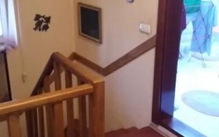 Casă / Vilă cu 5 camere de vânzare în zona Gruia - Poză 3