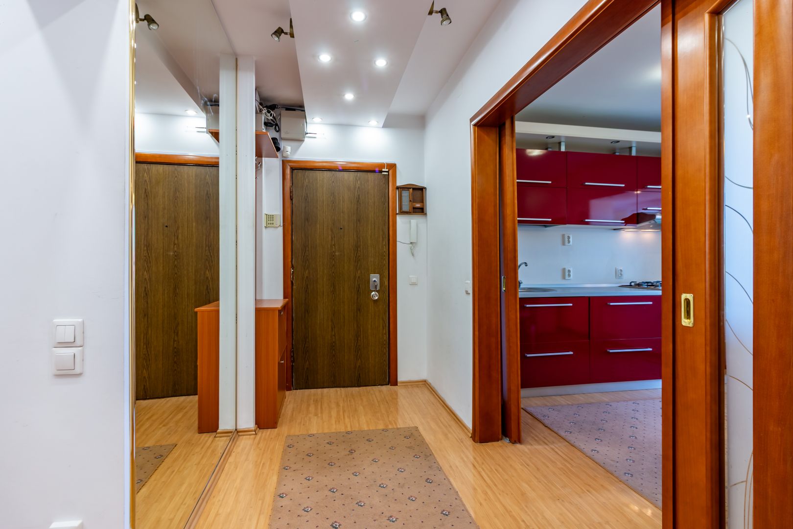 Apartament spatios 3 camere,  P-ta Unirii/ Sf Vineri - Poză 13