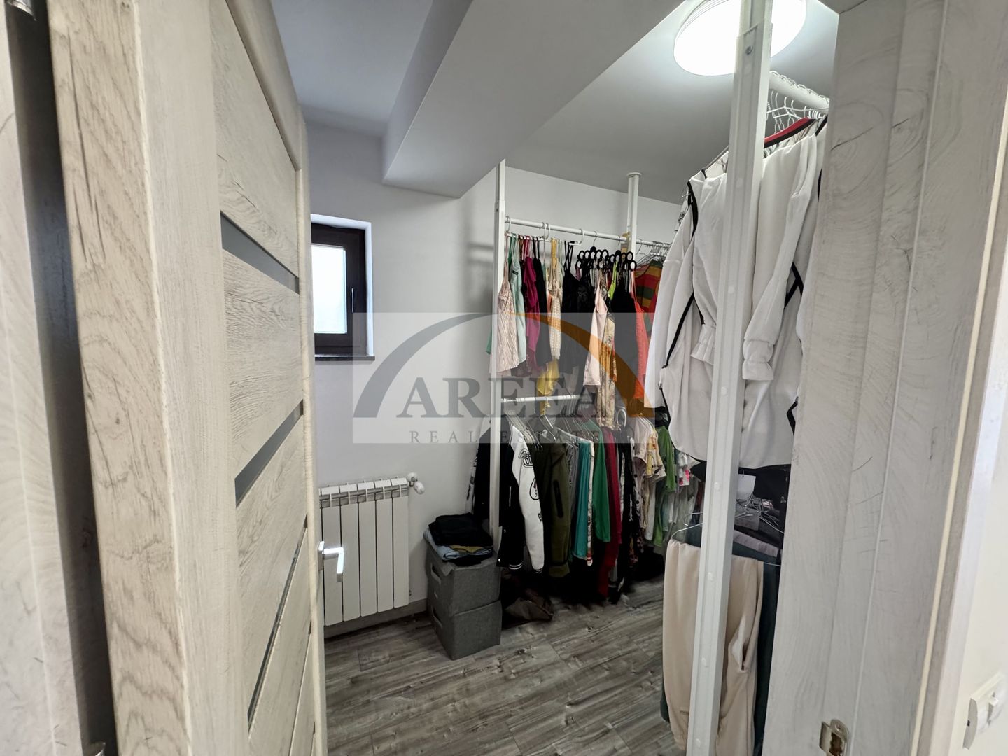 Berceni - VILĂ UNICAT, spațioasă, curte 1.000 mp, la 7 min metrou - Poză 41