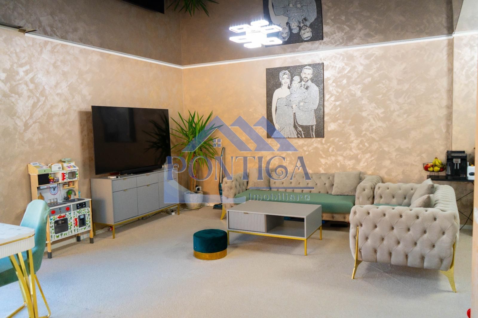 Casa de vanzare - Poză 1