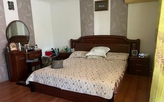 Vila S+P+1+M Lapus, str Paunitei - Poză 4