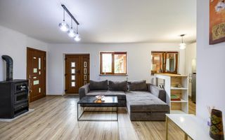 Casa parter, renovata, mobilata, gradina amenajata, str Petofi Sandor-Dumbravita - Poză 4