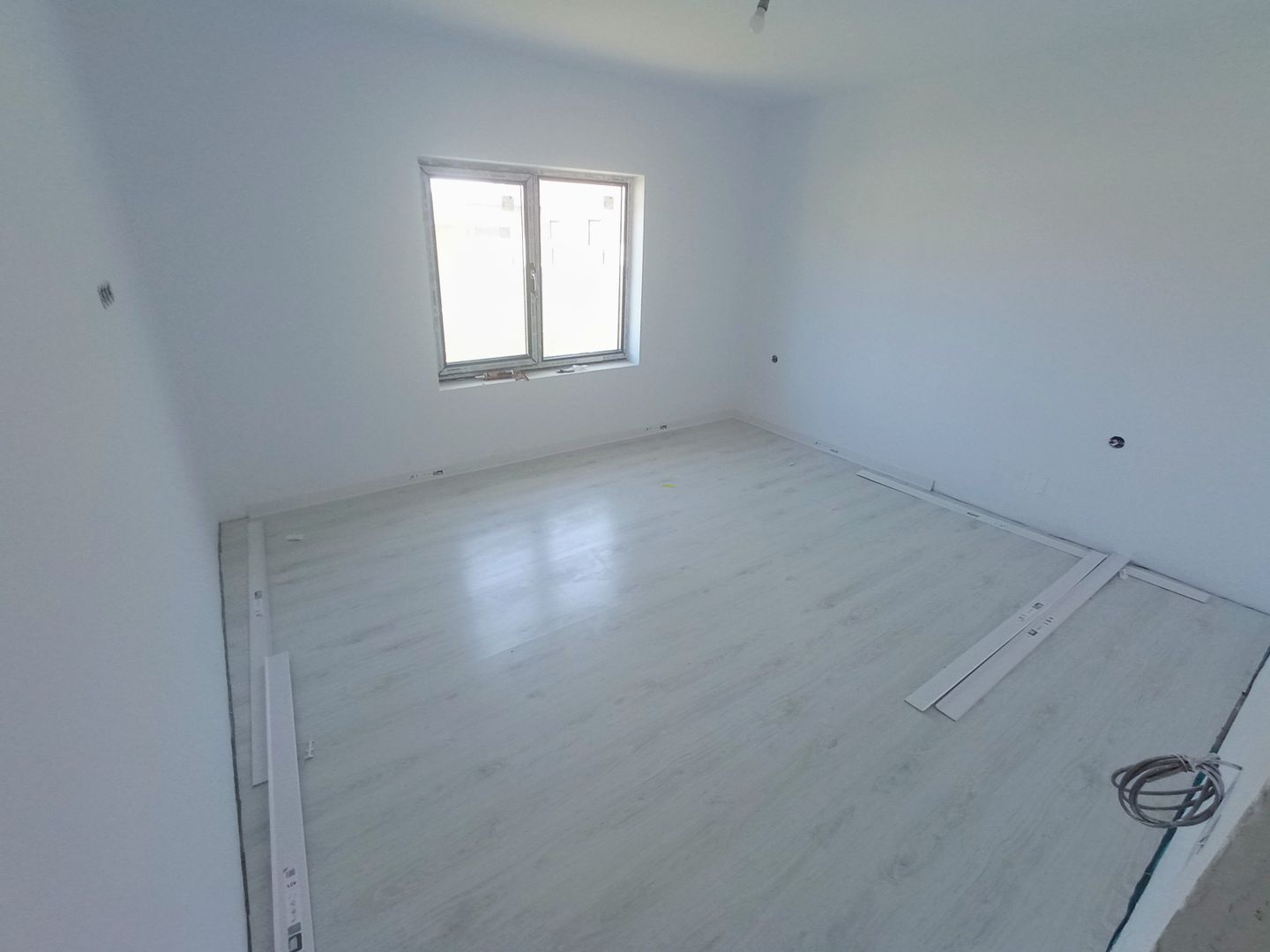 CASA INDIVIDUALA DOMNESTI, 4 CAMERE, INCALZIRE PARDOSEALA, COMISION 0% - Poză 12