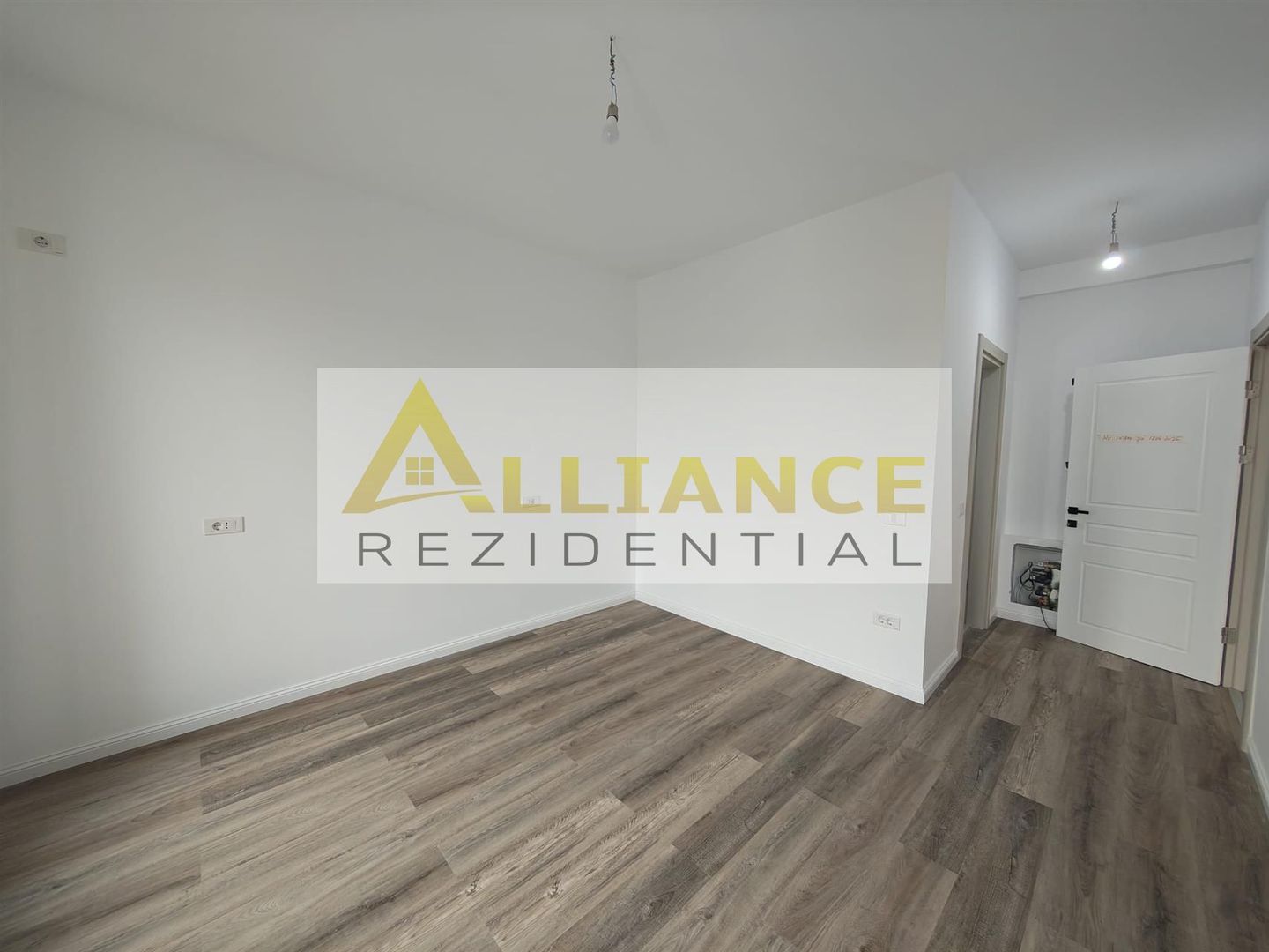 Casa premium stil mediteranean | Parter | 4camere | Aviatorilor - Poză 10