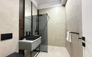 Penthouse ultrafinisat pe 2 niveluri | sauna |  parcare | zona centrala - Poză 13