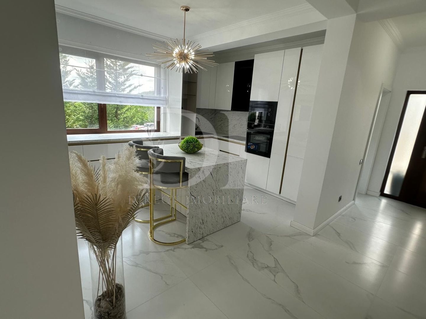 Casa ultrafinisata / totul nou / Zona Salicea - Poză 2