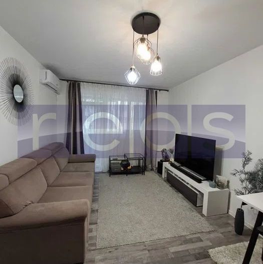 Apartamentent decomandat 3 camere total renovat | Doamna Ghica - Poză 1