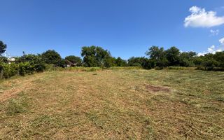 Casă bătrânească cu teren de 3.200 mp în Hertioana de Jos, jud.Bacău - Poză 16