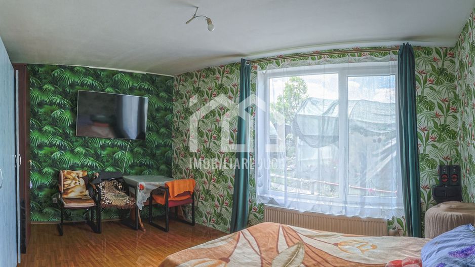 Casă familială spațioasă în Visea, comuna Jucu - Poză 7