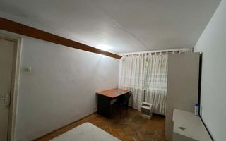 Apartament 3 camere decomandat, 2 camere disponibile, la 5 minute de mers pe jos de Palas - Poză 1