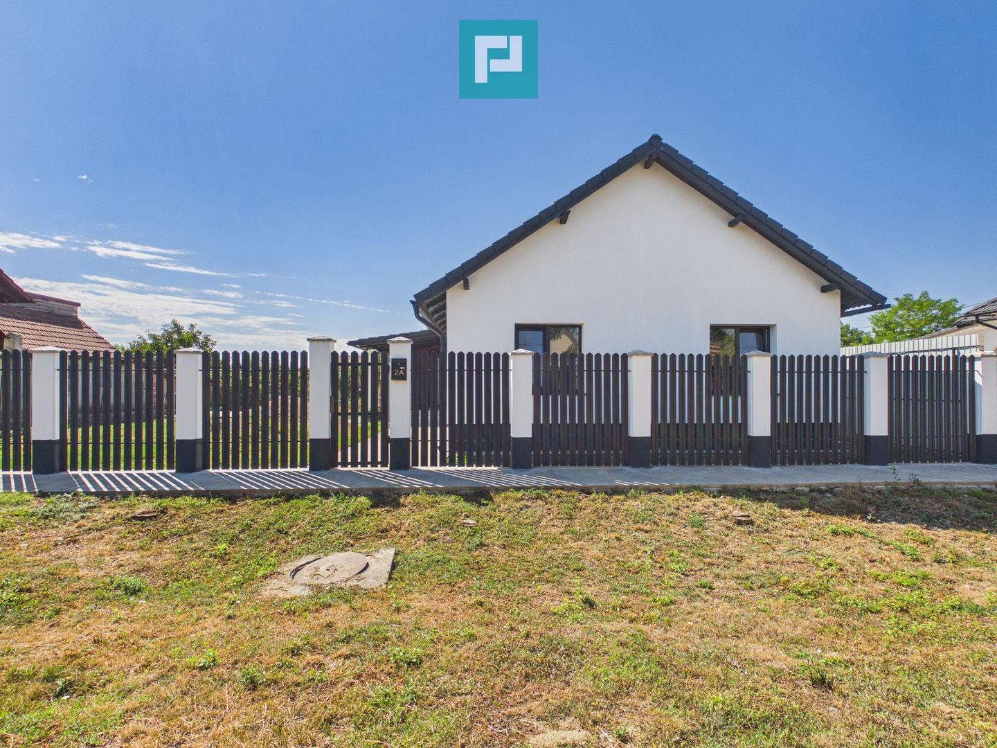 Casă cu 4 camere și teren de 738 mp - Șimand - Poză 19