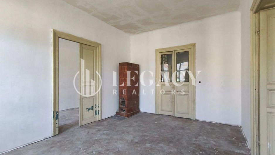 VÂNZARE/SCHIMB CU TEREN  - Clădire interbelică, centru oraș Siret - Poză 10