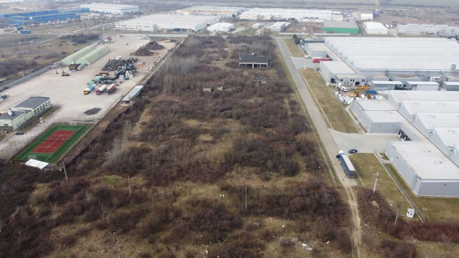 TEREN INDUSTRIAL CU PUZ ZONA CENTURA SUD - Poză 2
