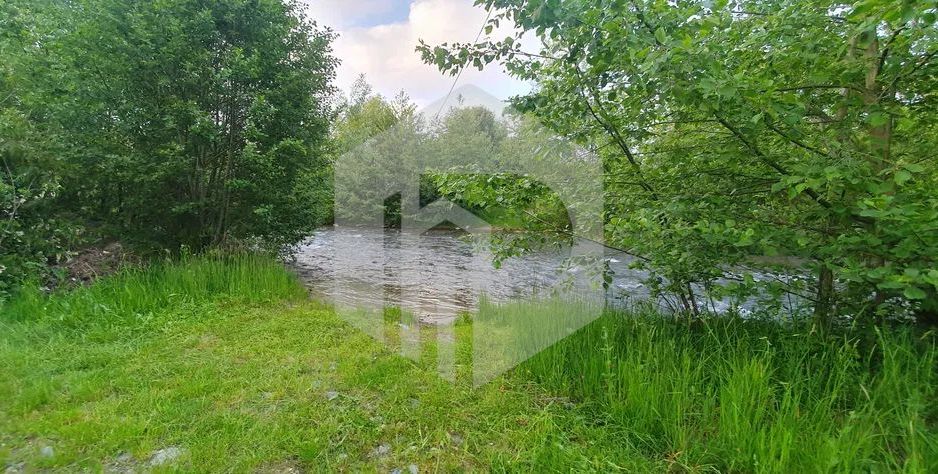 Teren Intravilan Valea Avrigului- 839 mp-Raul in fata terenului - Poză 1