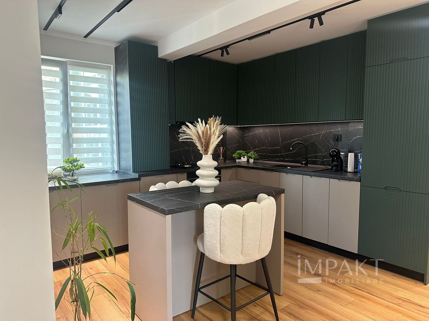 Apartament de inchiriat cu 2 camere decomandate,zona semicentrala! - Poză 6