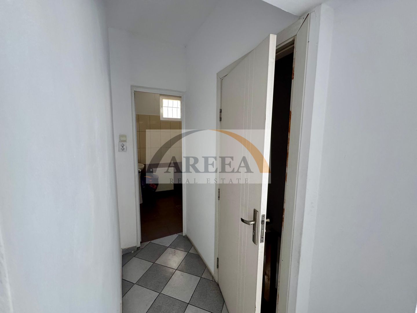 OPORTUNITATE - vila-curte individuala-garaj la Domenii-Popisteanu - Poză 24