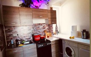 Apartament cu o camera transformat in 2 camere - Poză 3