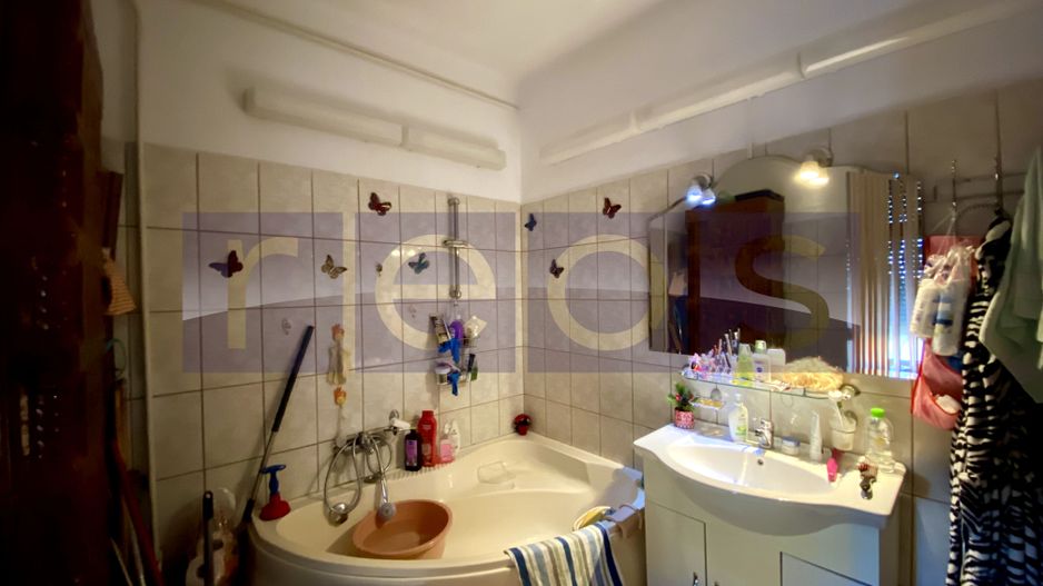 DE VANZARE 3 CAMERE 100 MP | BOXA 10 MP | SEBASTIAN | VULCAN CENTER - Poză 16