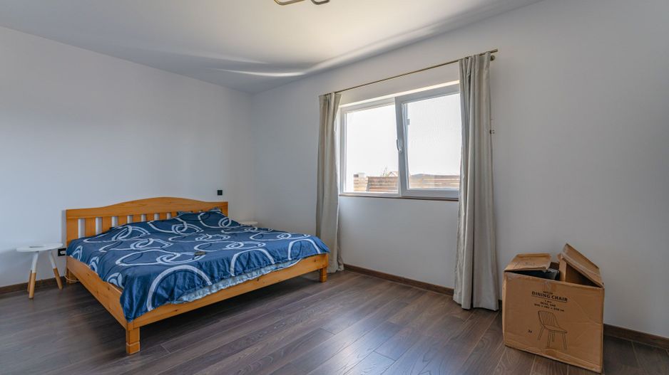 Casă Individuală de Închiriat, Încălzire în Pardoseală, Teren 400 mp - Poză 11