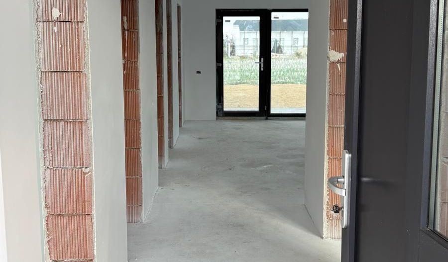 Casă nouă în Sântandrei – Sistem Fotovoltaic, 3 Dormitoare - Poză 3