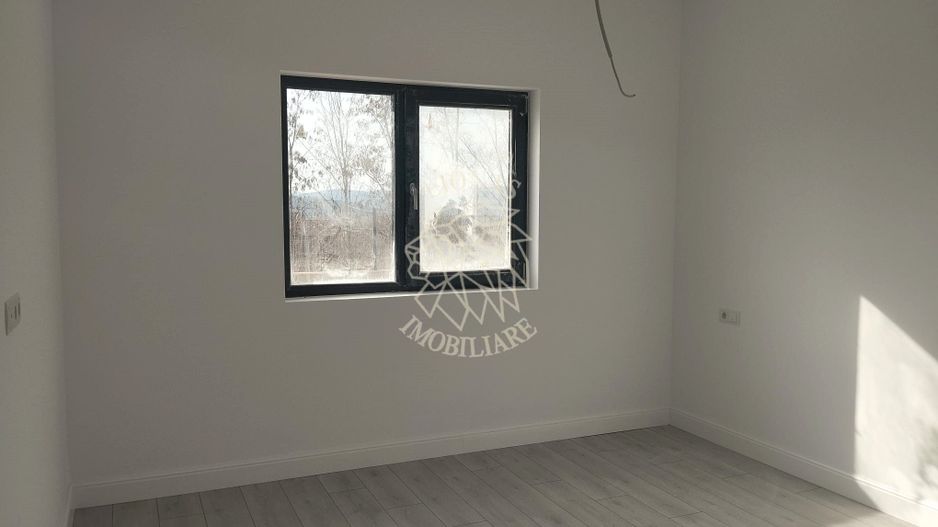 Casa 4 camere 107 mp- teren 430 mp-terasa 11 mp-Zona Valea Budacului - Poză 4