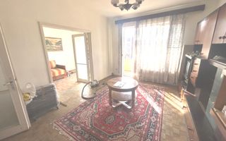 Apartament 2 camere decomandat Tractorul etaj 3 centrală termică nouă - Poză 2