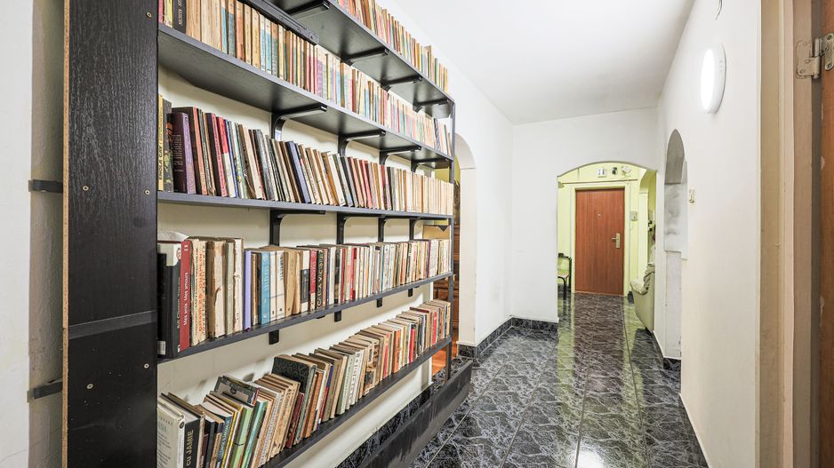 Apartament foarte spațios cu 5 camere la parter in Micalaca Comision 0 - Poză 12