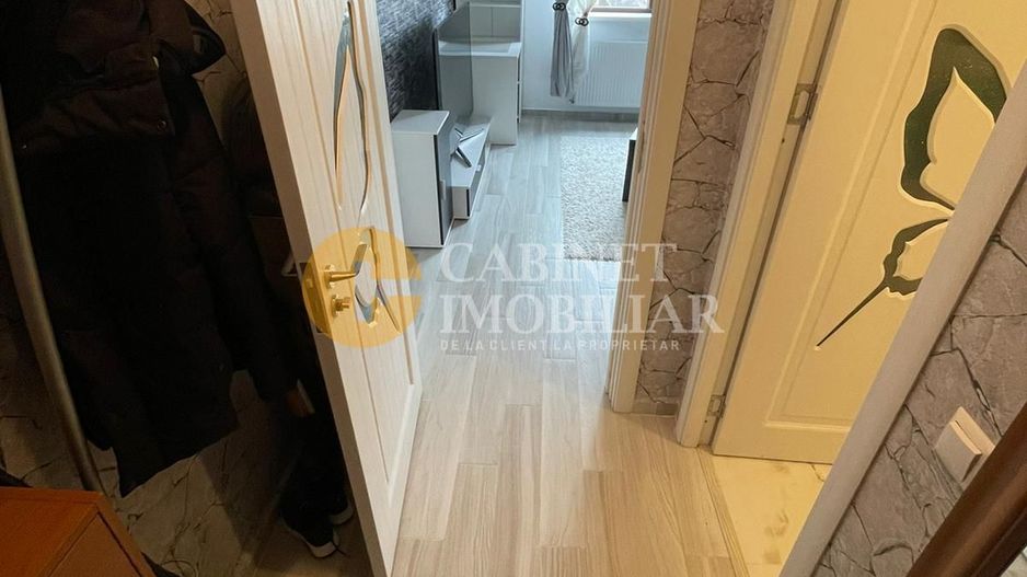 1 CAMERA - DECOMANDAT - 32 MP - ETAJ INTERMEDIAR - Poză 3