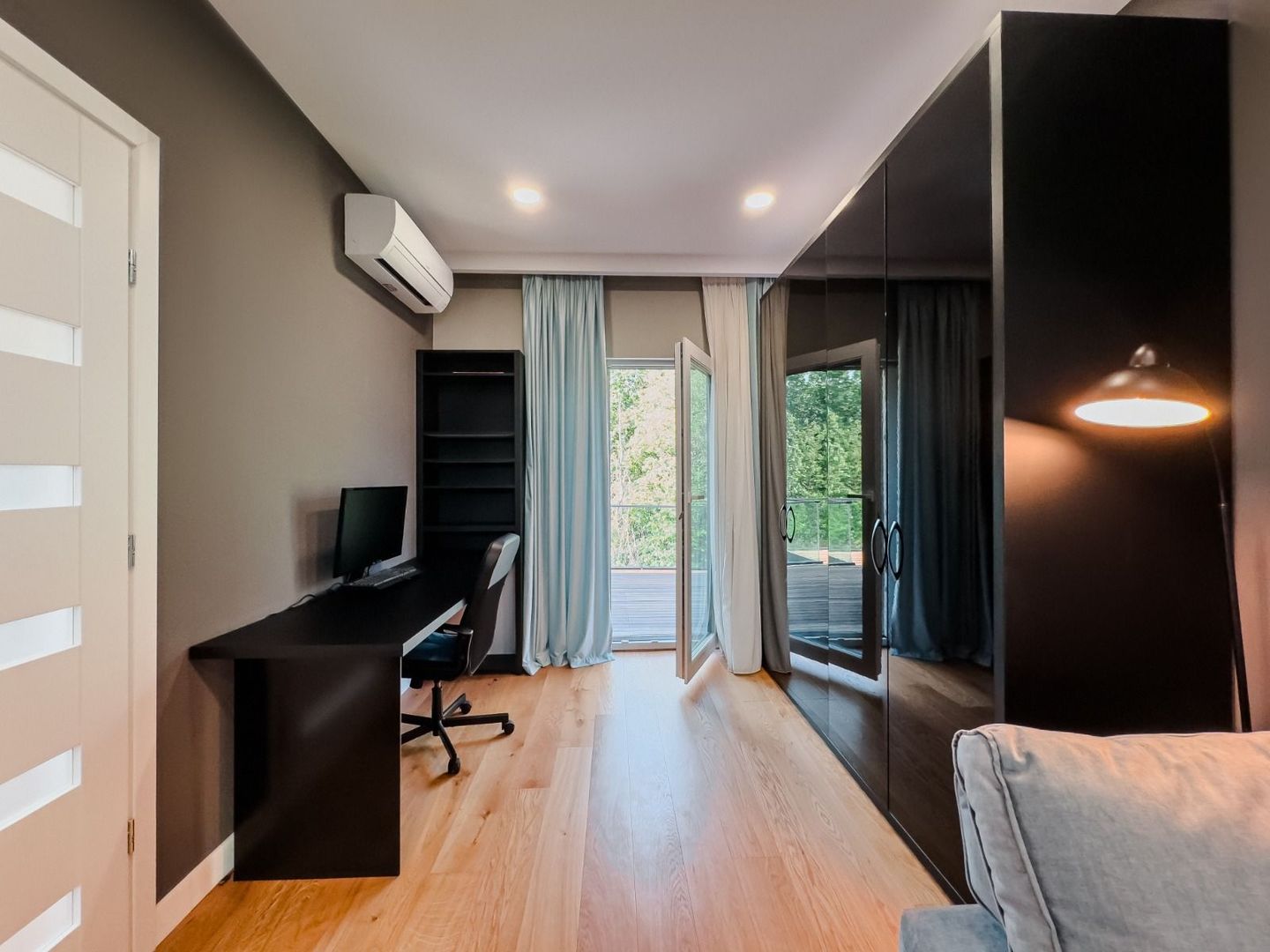 Vila moderna I Tunari - Poză 14