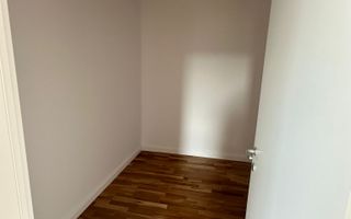 Vila cu 5 camere cu piscina proprie - scoala Americana - Poză 26