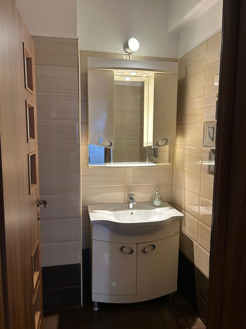 AP. 3 CAMERE VITAN, CENTRALA, PARCARE INCLUSA, METROU 15 MINUTE - Poză 13