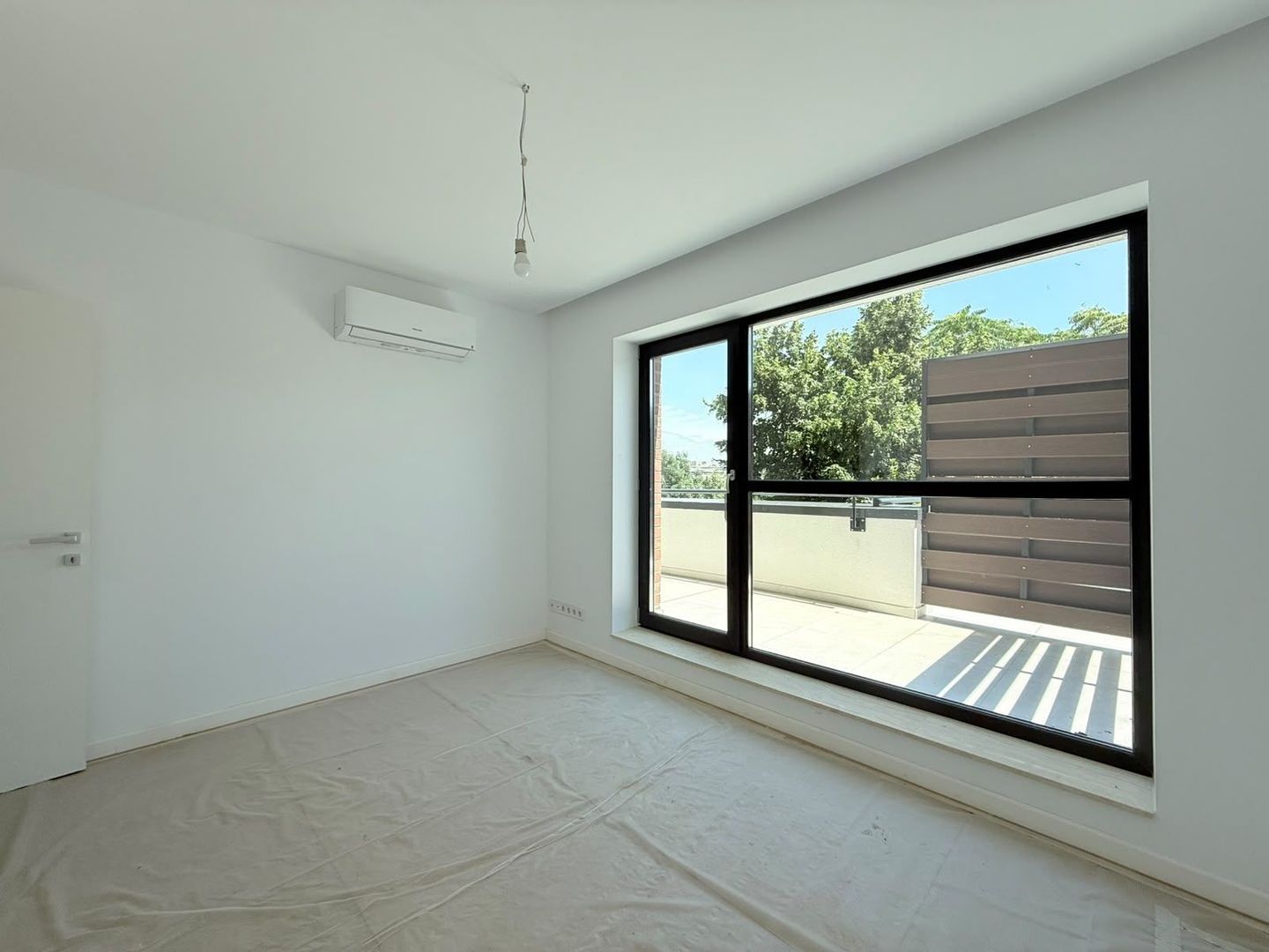 Apartament 2 Camere | Balcon 18,62 mp | Zonă Centrală - Poză 8