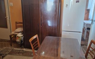 Apartament de 3 camere, 45mp, Zona Parangului - Poză 3