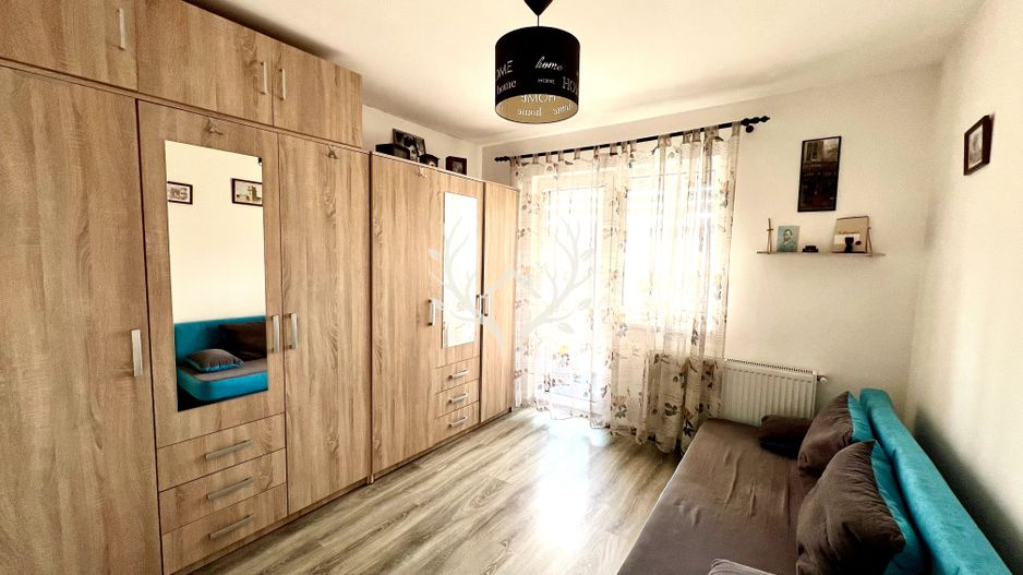 Apartament cu 2 camere decomandate, 2 balcoane, parcare | Str. Cetății - Poză 4