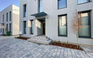 Vila 5 camere Pipera | 2 parcari | gradina - Poză 2