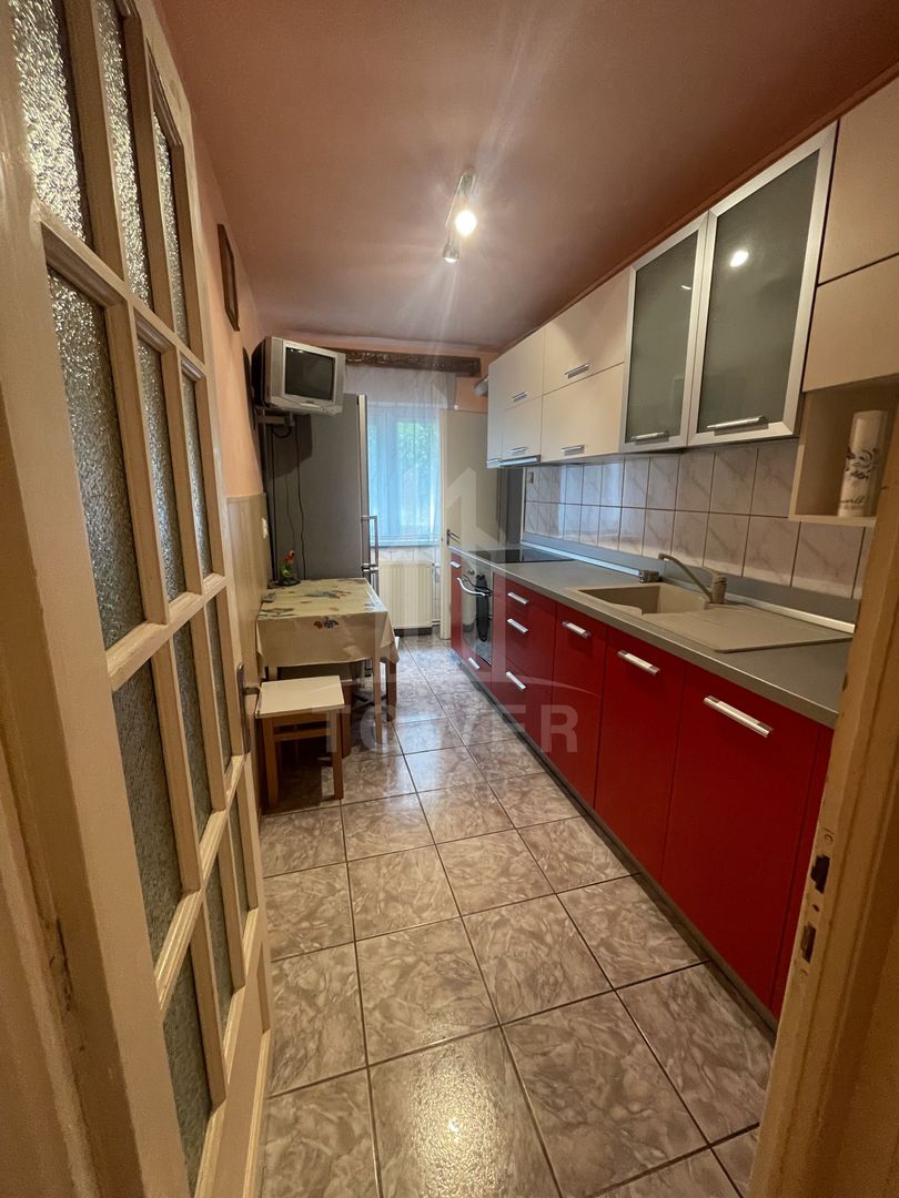 Apartament 2 camere decomandat,52mp în zona Vasile Aaron Sibiu - Poză 10