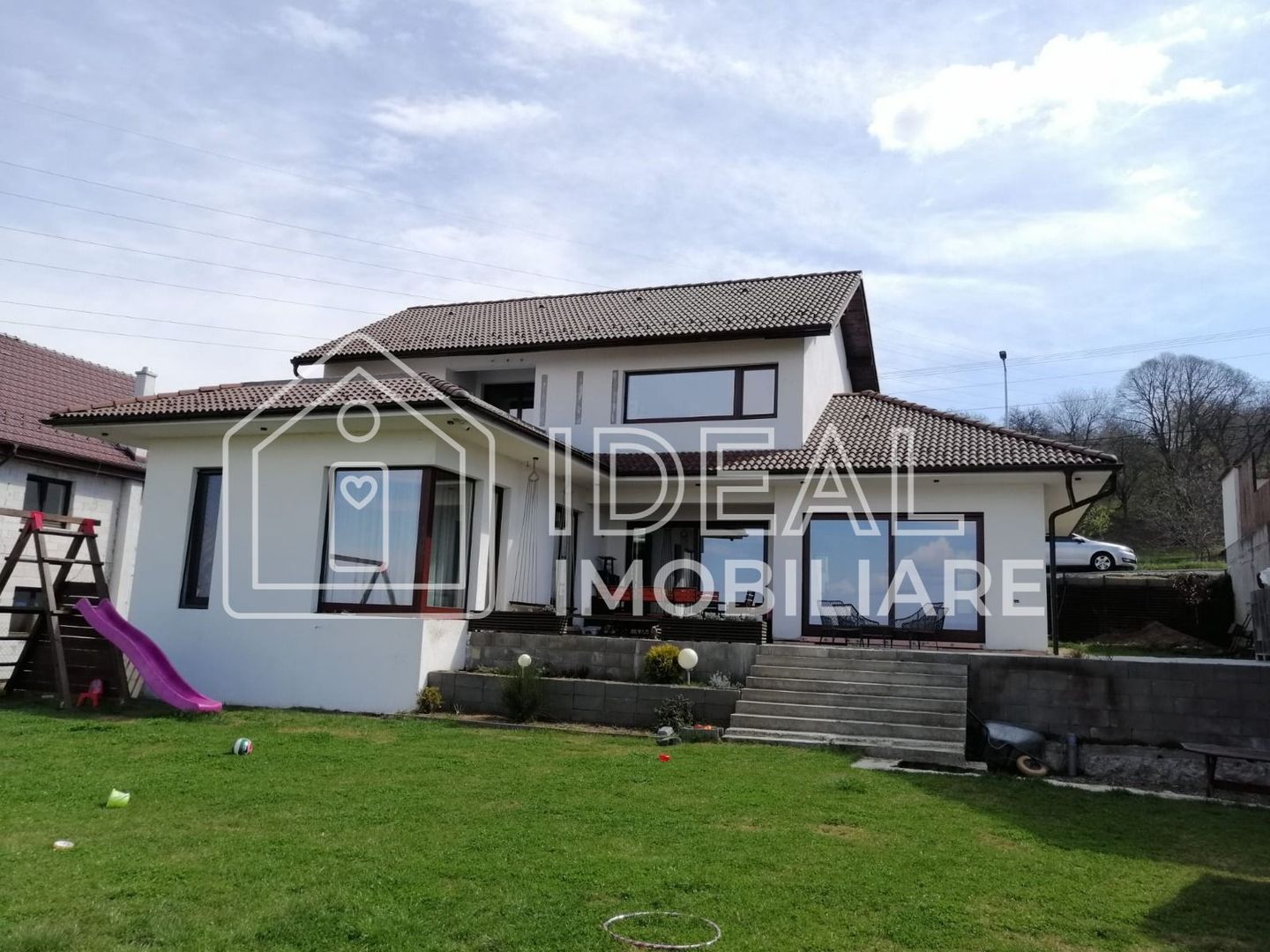 Vila cu 4 camere si teren de 700 mp, in Gusterita - Poză 2