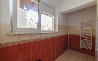 Proprietate multifunctionala | Doua cladiri | 581 mp | Pitesti - Poză 14