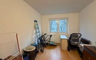 Apartament cu 4 camere, decomandat, etaj intermediar, garaj inclus, Victoriei - Poză 4
