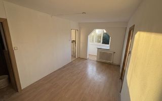 - Apartament 3 Camere - Cartier Dâmbu Pietros - pret negociabil - Poză 3