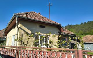 Casă de vânzare în Porumbeni – liniște, natură și confort, la doar ~20 minute de Târgu Mureș - Poză 1
